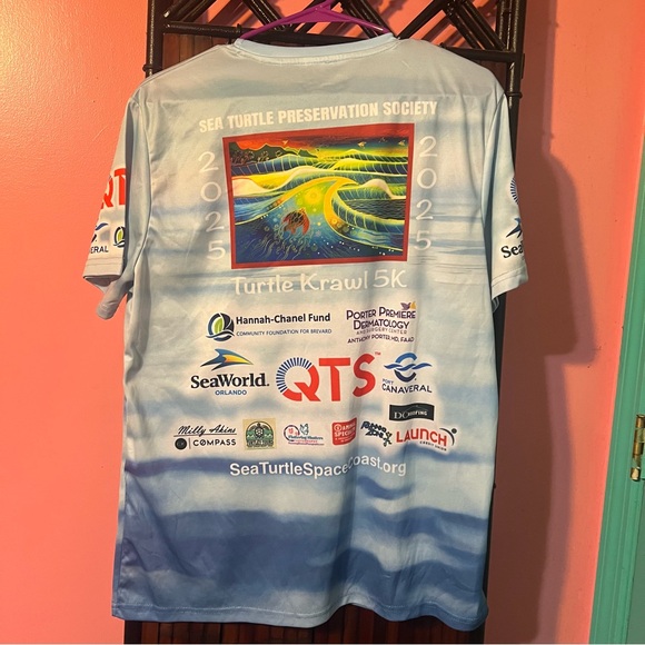 Leslie Jordan Sea Turtle Preservation Society Graphic T-Shirt 100% Poly Perfor.. - Picture 2 of 6